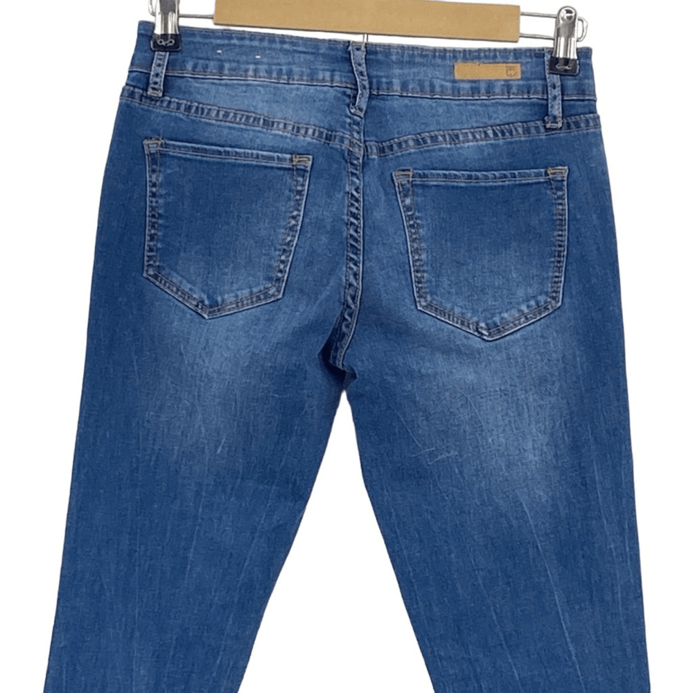 True Craft Blue Denim Floral Embroidery Ripped Skinny Jeans Medium Wash Size 3 - Picture 4 of 11